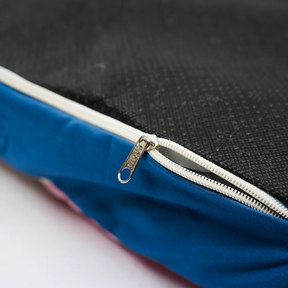 Skatrs ColorPop Flat Bed for Dogs & Cats - Image 9