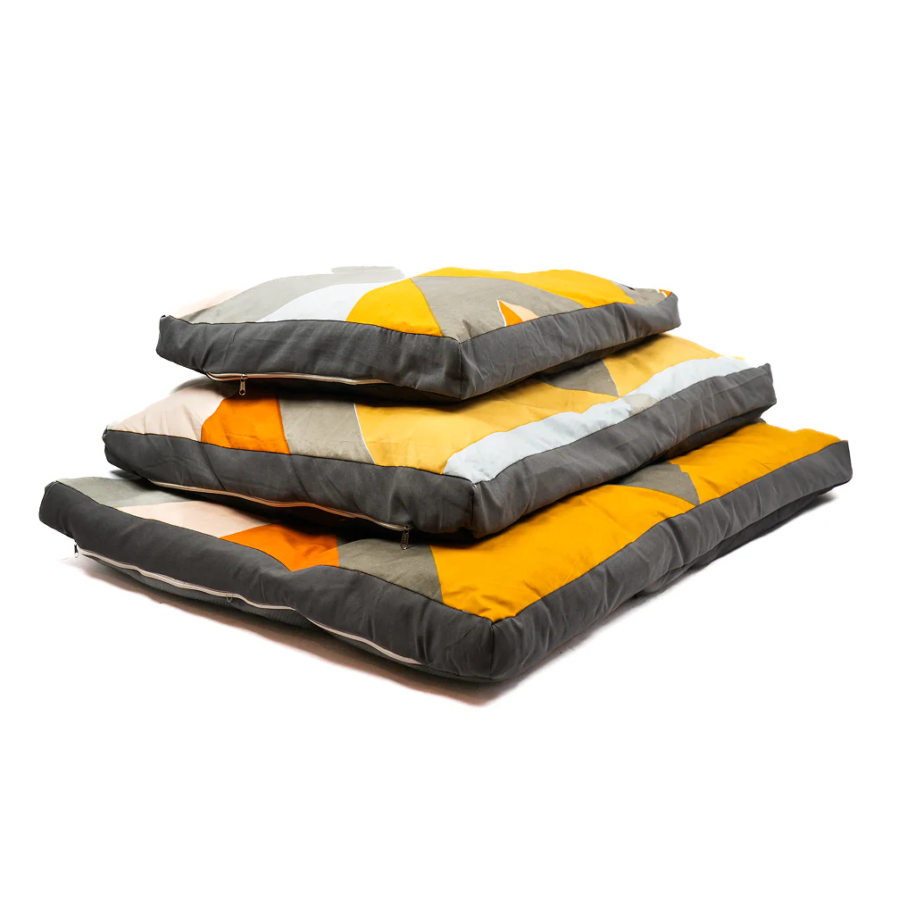 Skatrs Sunshine Snuggle Flat Bed for Dogs & Cats (Yellow) - Image 15