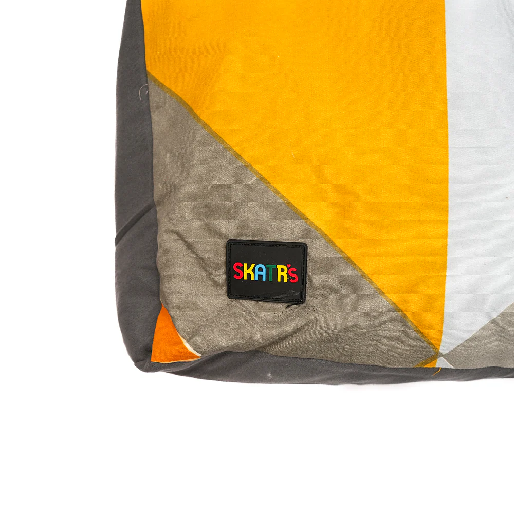 Skatrs Sunshine Snuggle Flat Bed for Dogs & Cats (Yellow) - Image 8